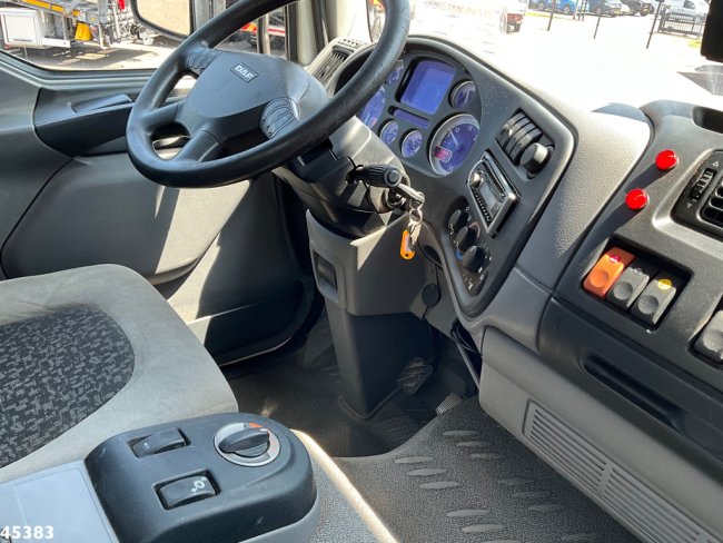 DAF  FA LF 220 Euro 5 Hiab 12 Tonmeter laadkraan (13)