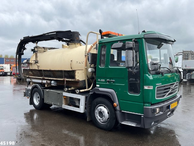 Volvo  FL 220 Ravo 7,5m³ kolkenzuiger Just 165.156 km! (3)