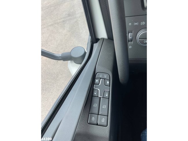 Volvo  FMX 500 8x4 Euro 6 Hiab 65 Tonmeter laadkraan + Multilift 25 Ton haakarmsysteem NEW AND UNUSED! (19)