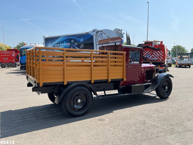 BERLIET  V.H.A Oldtimer met open laadbak (4)