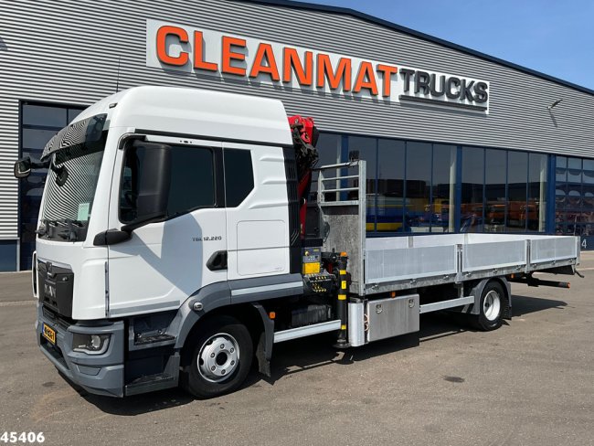 MAN  TGL 12.220 Euro 6 Palfinger 11 Tonmeter laadkraan Just 54.870 km! (1)