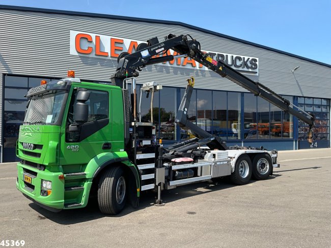Iveco  Stralis AD260S42Y HMF 20 Tonmeter laadkraan (0)