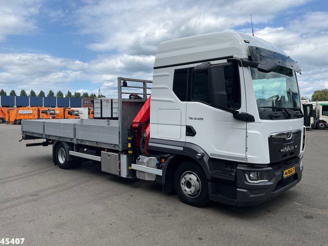 MAN  TGL 12.220 Euro 6 Palfinger 11 Tonmeter laadkraan Just 60.518 km! (4)