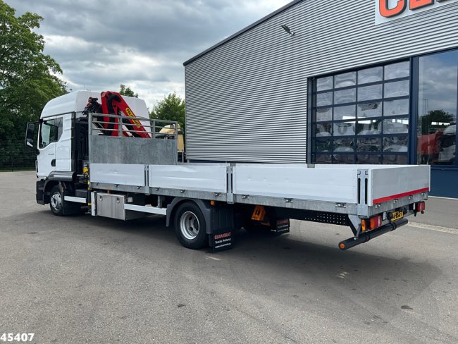 MAN  TGL 12.220 Euro 6 Palfinger 11 Tonmeter laadkraan Just 60.518 km! (6)