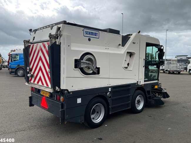 Schmidt  Cleango 500 Compact Euro 6 with 3-rd brush (4)