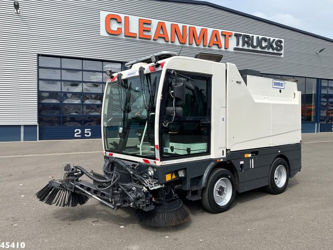 Schmidt  Cleango 500 Compact Euro 6 with 3-rd brush (1)