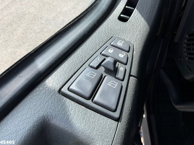 Volvo  FM 330 HMF 16 Tonmeter Z-kraan (14)