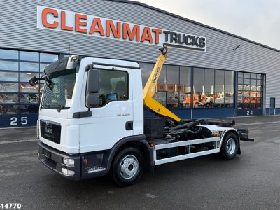 MAN TGL 12.250 Palfinger haakarmsysteem