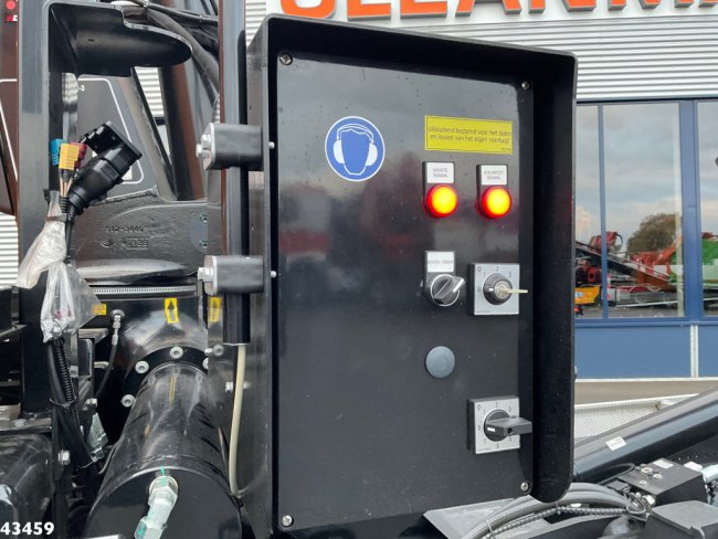 DAF  FAN XD 450 Hiab 23 Tonmeter laadkraan (12)