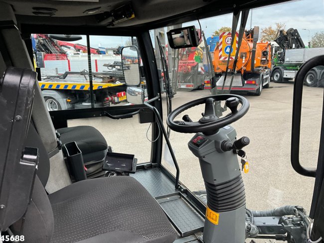 Schmidt  Cleango Compact 500 Euro 6 with 3-rd brush Just 41.050 km! (9)