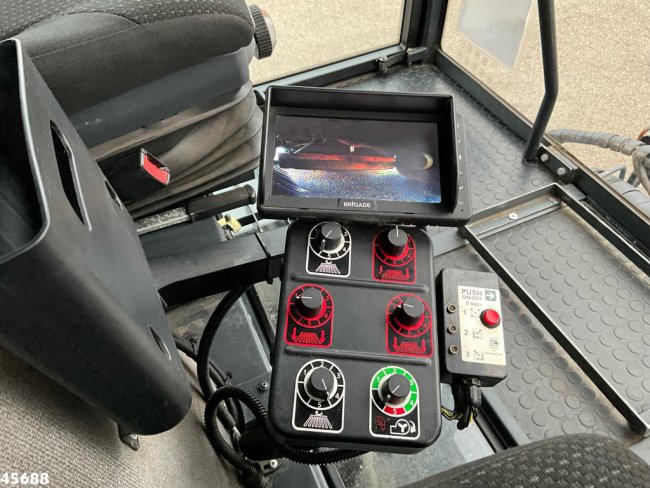 Schmidt  Cleango Compact 500 Euro 6 with 3-rd brush Just 41.050 km! (12)