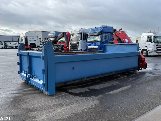 Container 10m3  HMF 17 Tonmeter laadkraan (1)