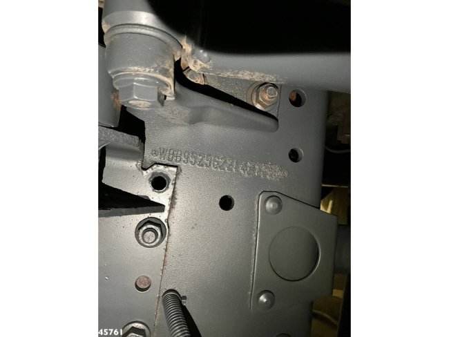 Mercedes-Benz  Actros 1829 4x4 Bucher Cityfant 60 Rechts en Links vegend (23)