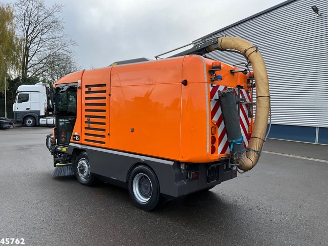 Ravo  580 Euro 6 with 3-rd brush (5)