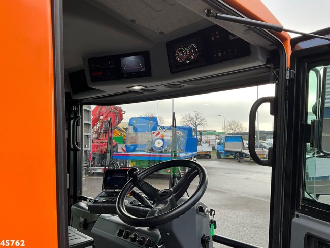 Ravo  580 Euro 6 with 3-rd brush (12)