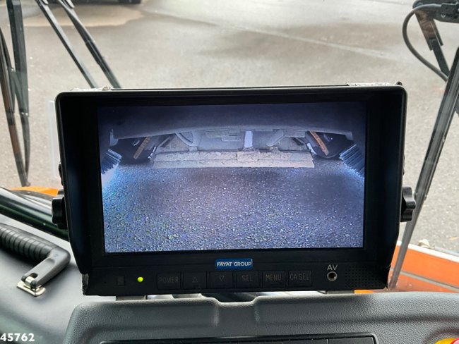 Ravo  580 Euro 6 with 3-rd brush (14)