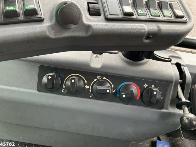 Ravo  580 Euro 6 with 3-rd brush (17)