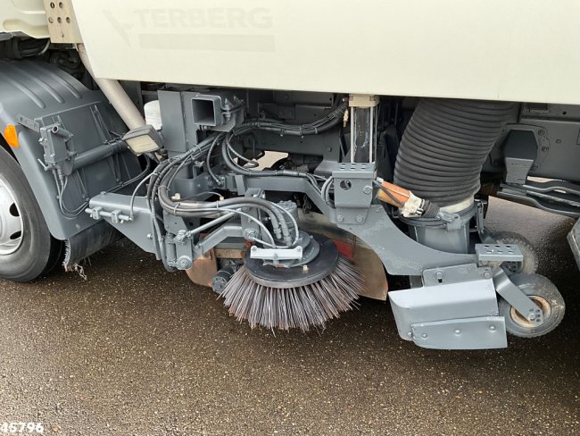 DAF  FA 55 LF 160 Bucher Eurofant 50 Just 154.678 km! (12)