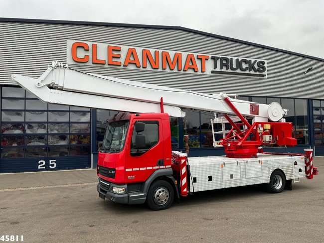 DAF  FA 45 CF 220 Klaas 34 meter Dachdeckerkran (1)