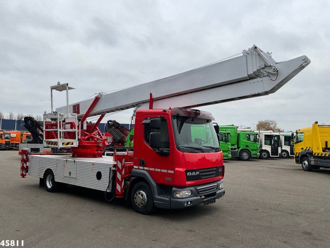 DAF  FA 45 CF 220 Klaas 34 meter Dachdeckerkran (6)