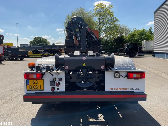 Volvo  FM 420 8x2 Hiab 25 Tonmeter laadkraan Welvaarts laadkraan weegsysteem (3)