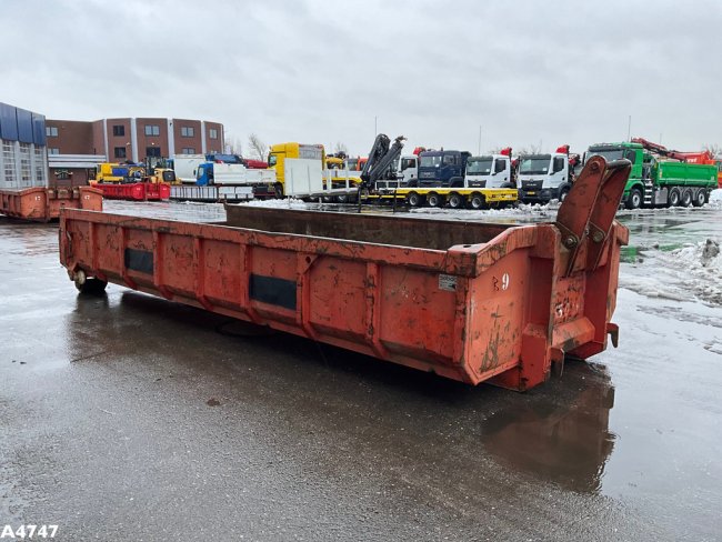 Container 12m³   (4)