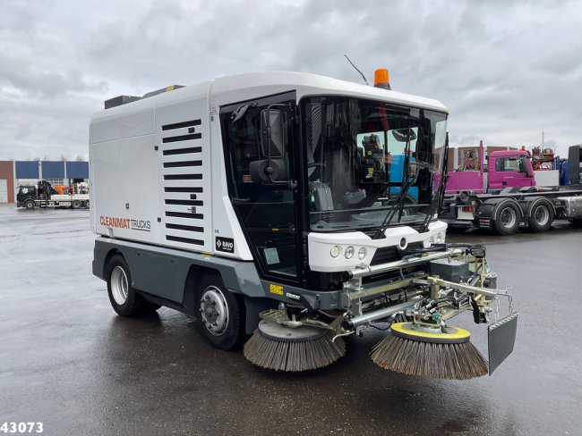 Ravo  540 STH Euro 6 with 3-rd brush (3)