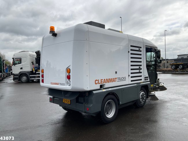 Ravo  540 STH Euro 6 with 3-rd brush (4)