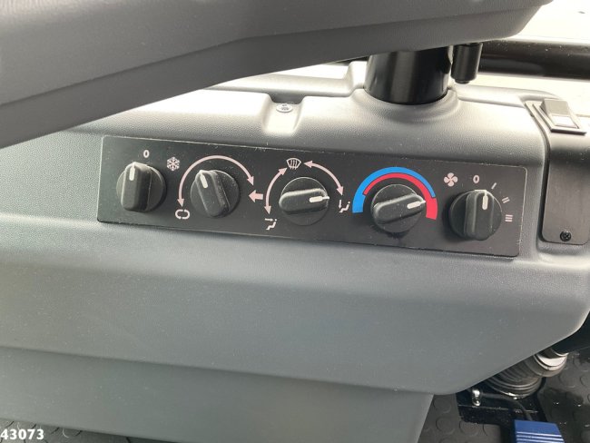 Ravo  540 STH Euro 6 with 3-rd brush (12)