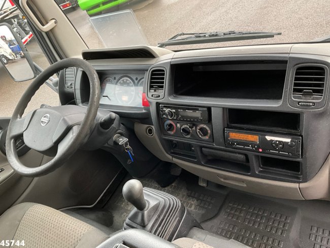 Nissan  Cabstar 45.14 kipper 7 zitplaatsen Manual Just 101.549 km! (12)
