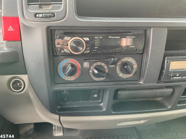 Nissan  Cabstar 45.14 kipper 7 zitplaatsen Manual Just 101.549 km! (13)