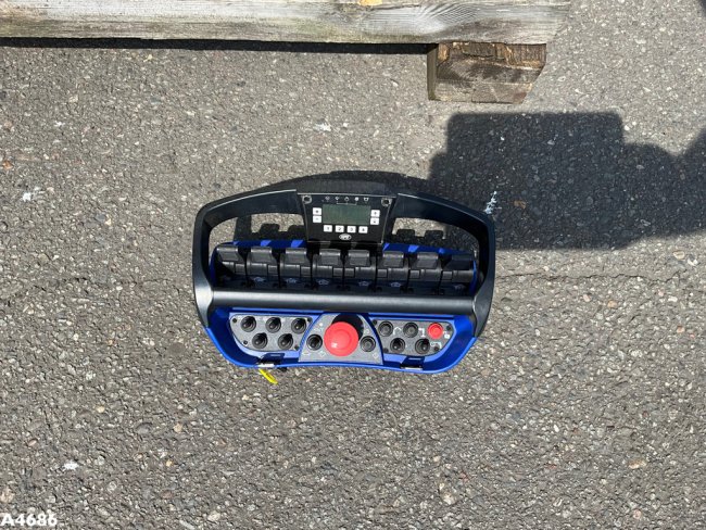 HMF  23 Tonmeter laadkraan NEW & UNUSED! (7)