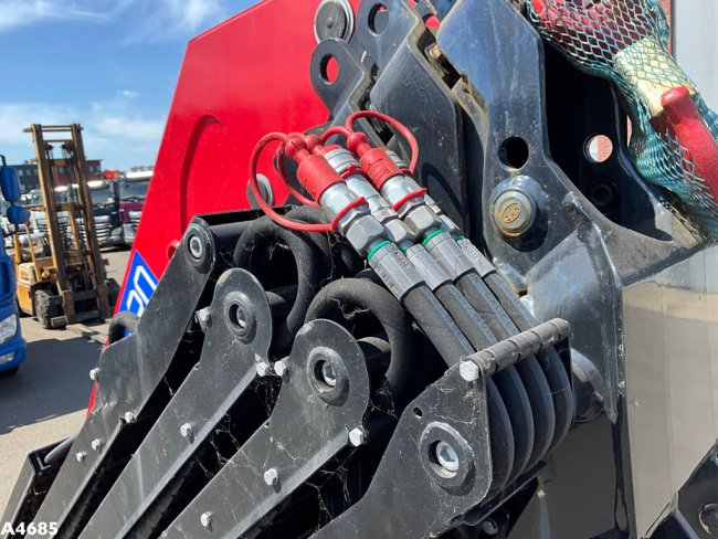 HMF  23 Tonmeter laadkraan NEW & UNUSED! (7)