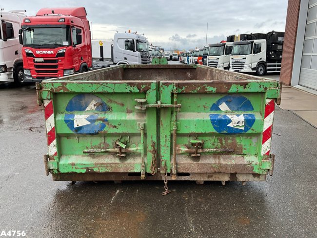 Container 13m³   (4)