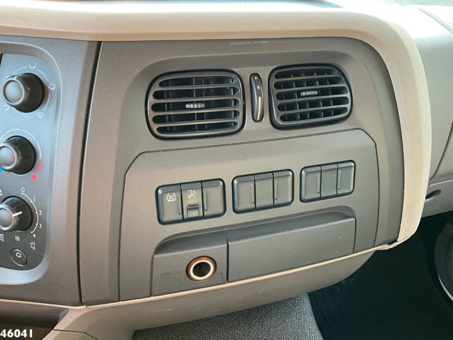 DAF  FA LF 230 Euro 6 Carrier koel / vriesunit met laadklep (23)