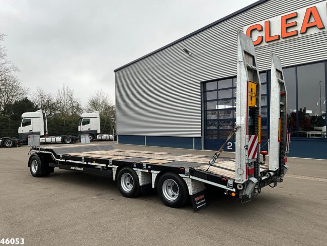 Schwarzmüller  3-assige aanhangwagen met oprijrampen (4)