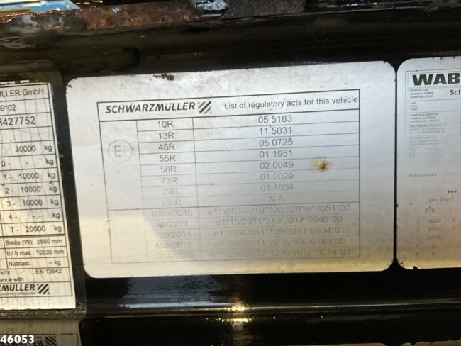 Schwarzmüller  3-assige aanhangwagen met oprijrampen (10)