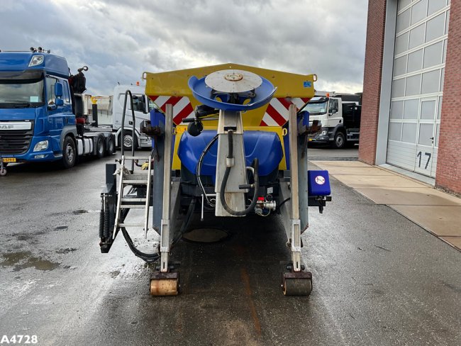 NIDO  STRATOS 5m³ zoutstrooier (6)