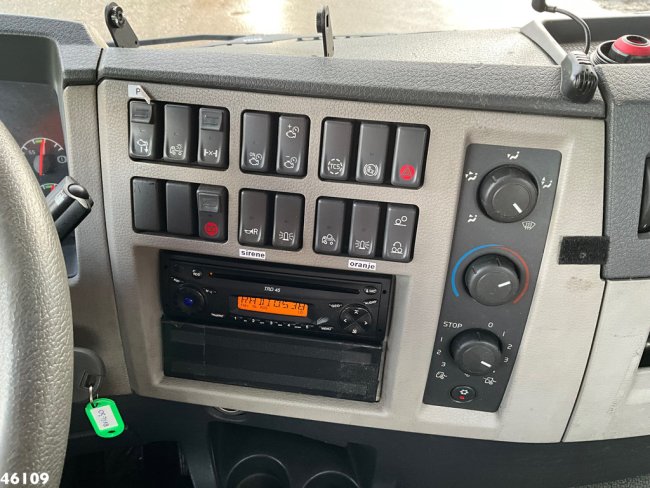 Volvo  FE 320 Multilift 21 Ton haakarmsysteem Just 192.043 km! (13)