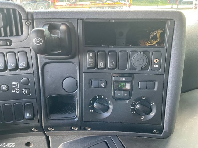 Scania  P 280 6x2 Chassis Cabine with PTO Just 218.646 km! (11)