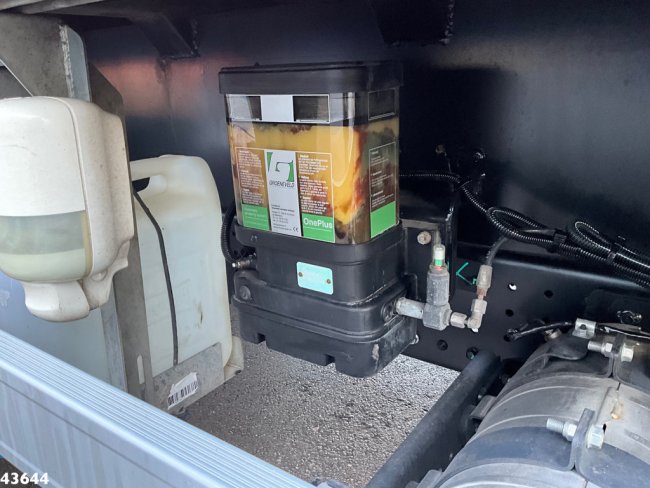 FUSO  Canter 9C18 Euro 6 Geesink 7m³ (9)