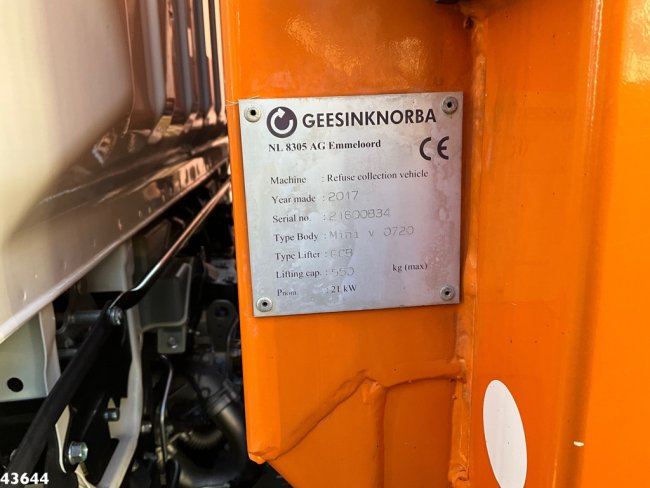 FUSO  Canter 9C18 Euro 6 Geesink 7m³ (18)