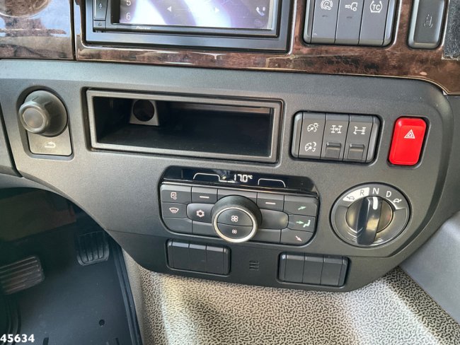 DAF  FAD CF 480 8x4 Full steel kipper 15m³ Just 147.891 km! (19)