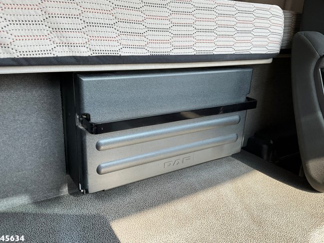 DAF  FAD CF 480 8x4 Full steel kipper 15m³ Just 147.891 km! (25)