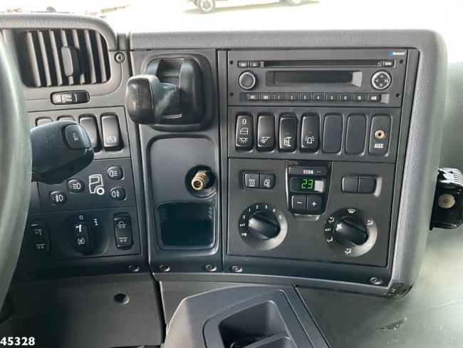 Scania  P 410 8x2 Euro 6 Retarder Autotransporter met hydraulische oprijrampen (19)