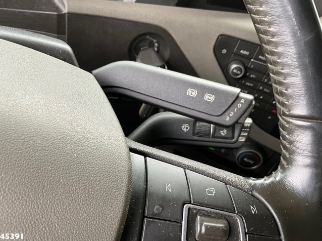 Volvo  FH 540 8x4 HMF 85 Tonmeter laadkraan + Fly-Jib Just 222.786 km! (17)