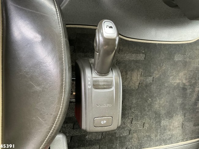 Volvo  FH 540 8x4 HMF 85 Tonmeter laadkraan + Fly-Jib Just 222.786 km! (20)