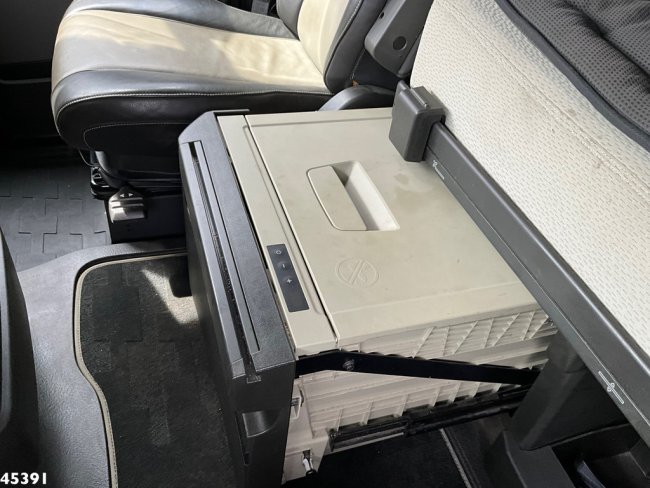 Volvo  FH 540 8x4 HMF 85 Tonmeter laadkraan + Fly-Jib Just 222.786 km! (23)