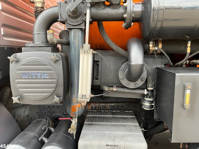 MAN  26.400 Kroll 14.5m³ kolkenzuiger Euro 2 Manual Gearbox (17)