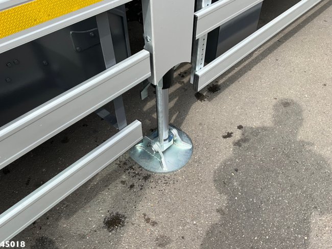 Mercedes-Benz  Actros 2543 HMF 23 Tonmeter laadkraan (9)